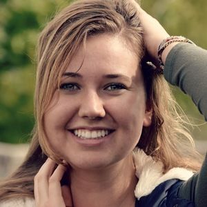 Meet your Posher, Emmaliese